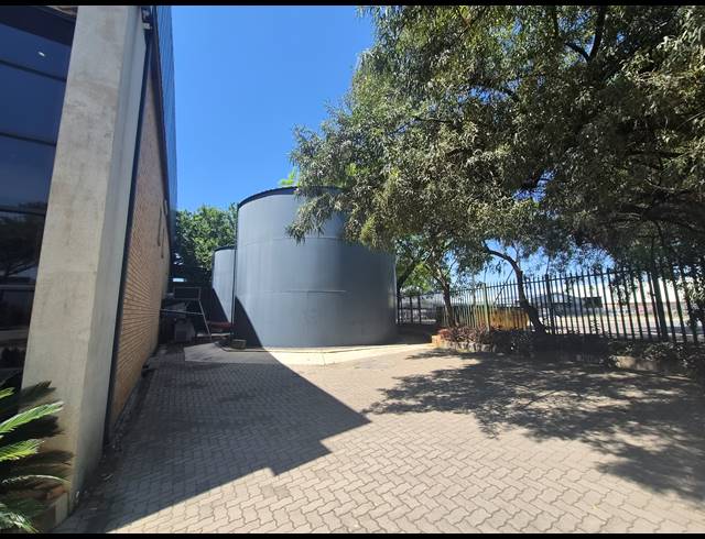4,793M² WAREHOUSE FOR SALE IN RANDJESPARK